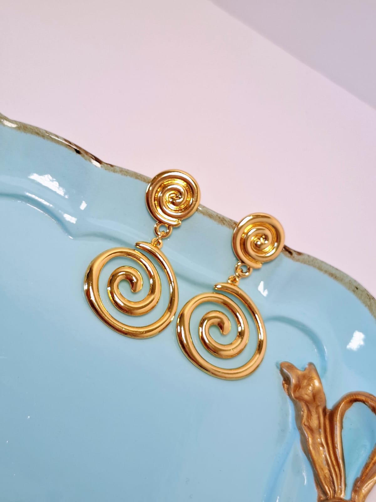 Aretes Ares