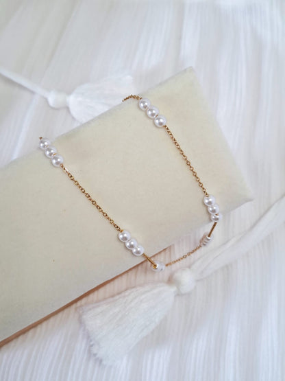 Collar Discreto